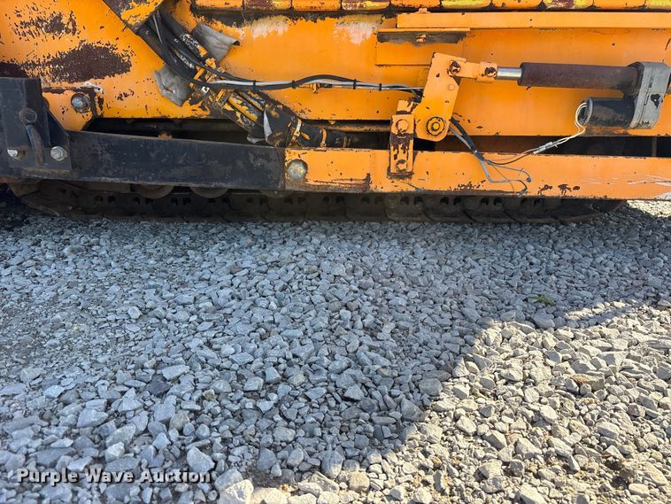 image for item ET2086 2001 LeeBoy L8560T paver