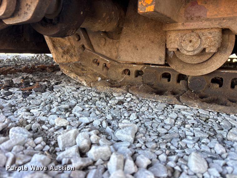 image for item ET2086 2001 LeeBoy L8560T paver