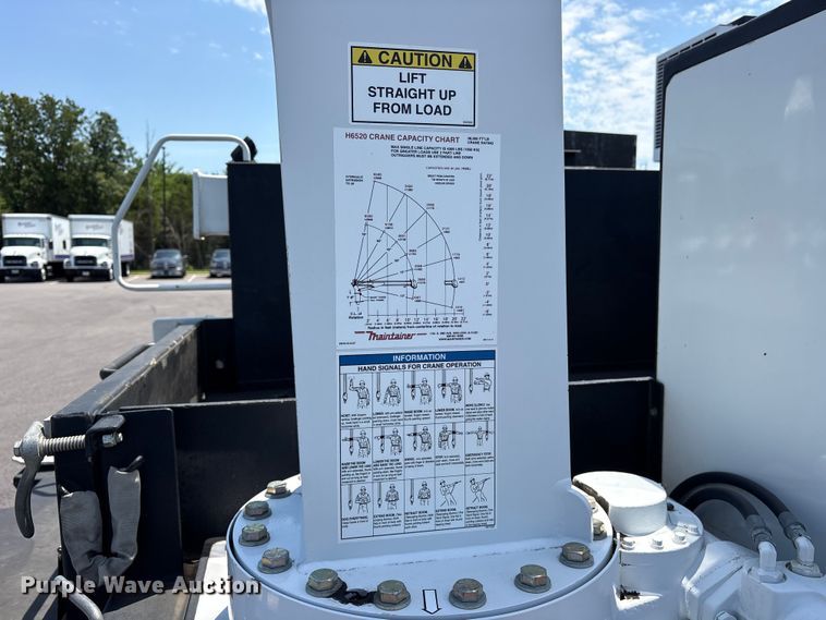 image for item ET2091 2013 Ford F550 Super Duty utility / service truck