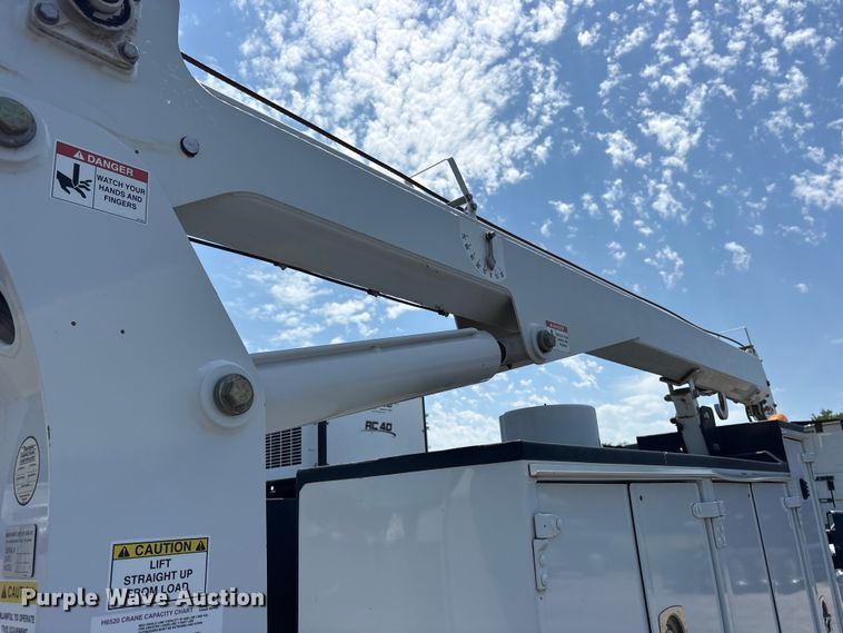 image for item ET2091 2013 Ford F550 Super Duty utility / service truck