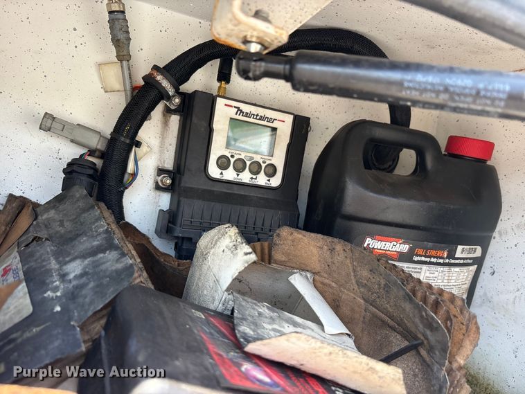 image for item ET2091 2013 Ford F550 Super Duty utility / service truck