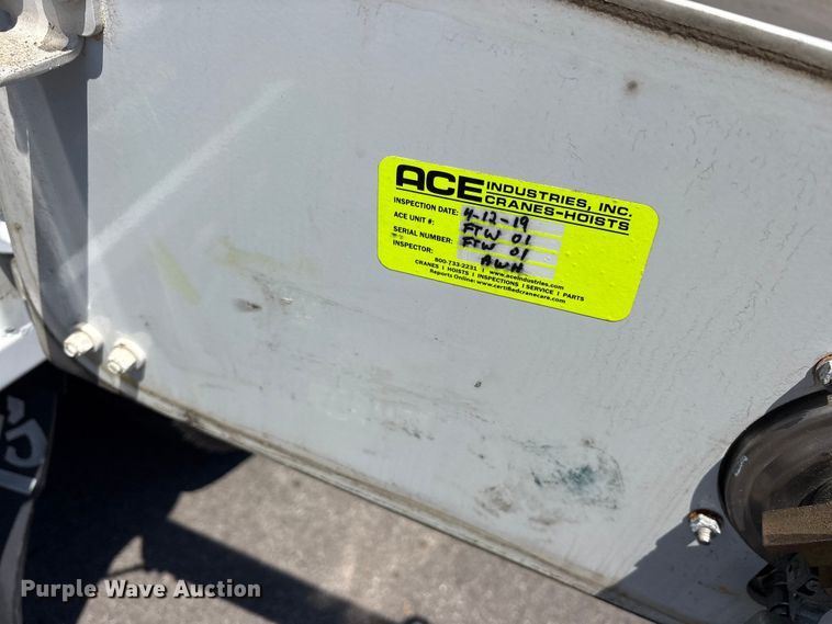 image for item ET2091 2013 Ford F550 Super Duty utility / service truck