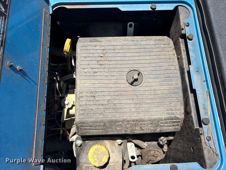 image for item ET2091 2013 Ford F550 Super Duty utility / service truck