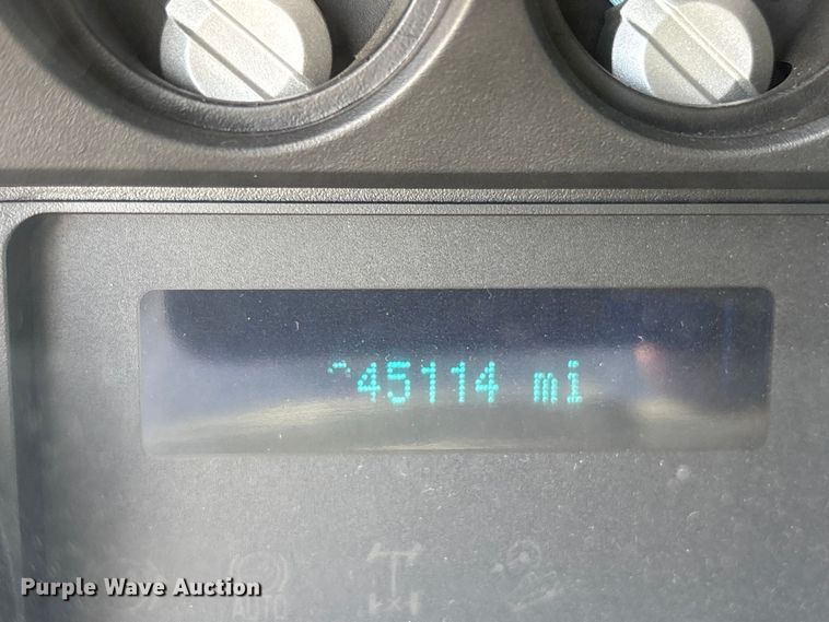 image for item ET2091 2013 Ford F550 Super Duty utility / service truck