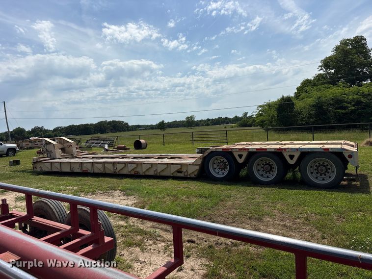 image for item ET2094 1992 Trail King TK100HD3-483 lowboy equipment trailer