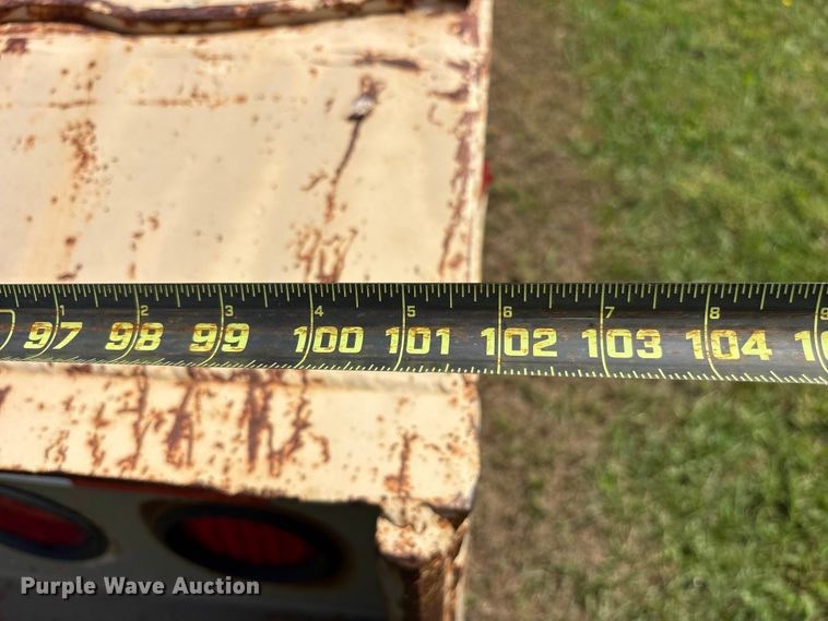 image for item ET2094 1992 Trail King TK100HD3-483 lowboy equipment trailer