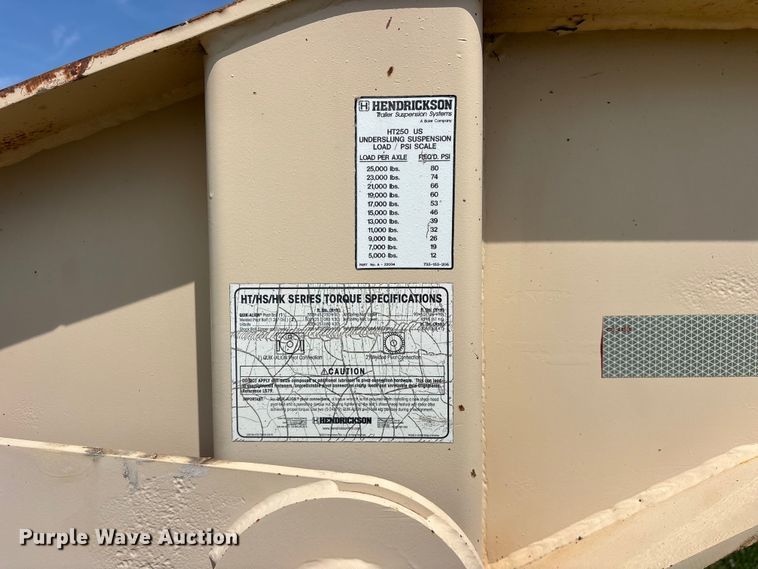 image for item ET2094 1992 Trail King TK100HD3-483 lowboy equipment trailer