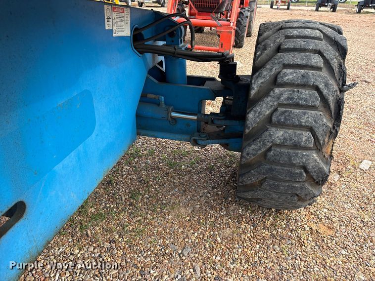 image for item ET2101 2006 Genie S-60 boom lift