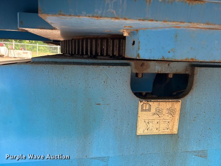 image for item ET2101 2006 Genie S-60 boom lift