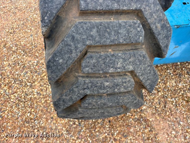 image for item ET2101 2006 Genie S-60 boom lift