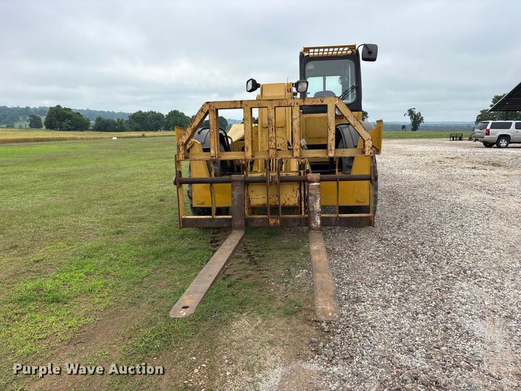 image for item ET2116 1998 Caterpillar TH103 telehandler