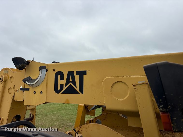 image for item ET2116 1998 Caterpillar TH103 telehandler