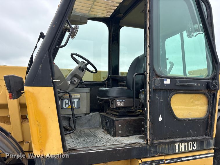 image for item ET2116 1998 Caterpillar TH103 telehandler