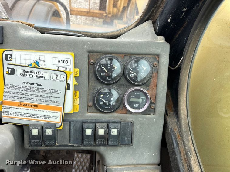 image for item ET2116 1998 Caterpillar TH103 telehandler