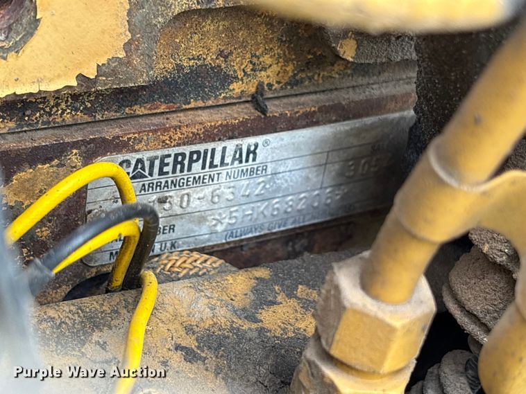 image for item ET2116 1998 Caterpillar TH103 telehandler