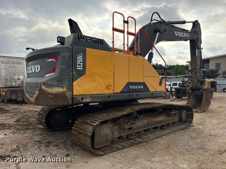 image for item ET2119 2017 Volvo EC250EL Excavator