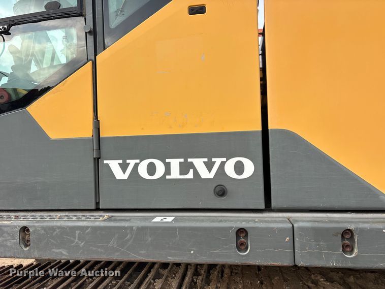 image for item ET2119 2017 Volvo EC250EL Excavator