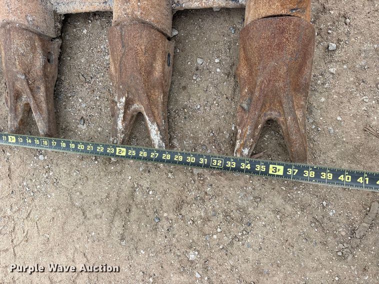 image for item ET2119 2017 Volvo EC250EL Excavator