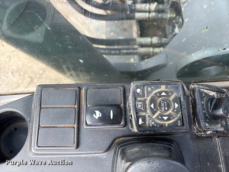 image for item ET2119 2017 Volvo EC250EL Excavator