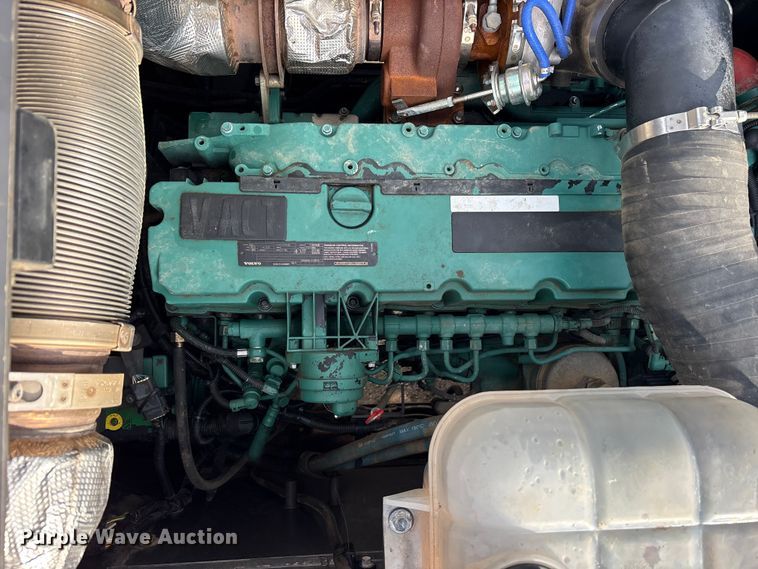 image for item ET2119 2017 Volvo EC250EL Excavator