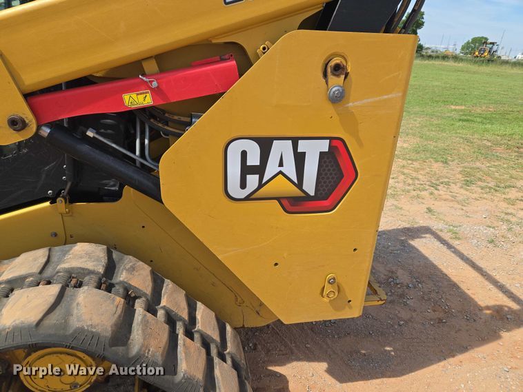 image for item ET5031 2022 Caterpillar 289D3 tracked skid steer loader