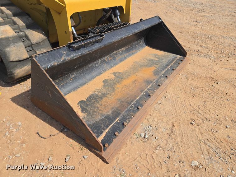 image for item ET5031 2022 Caterpillar 289D3 tracked skid steer loader
