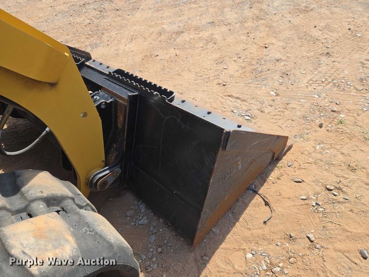 image for item ET5031 2022 Caterpillar 289D3 tracked skid steer loader