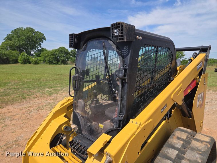 image for item ET5031 2022 Caterpillar 289D3 tracked skid steer loader