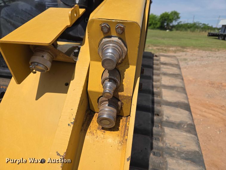 image for item ET5031 2022 Caterpillar 289D3 tracked skid steer loader