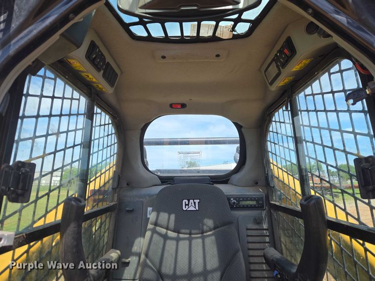 image for item ET5031 2022 Caterpillar 289D3 tracked skid steer loader
