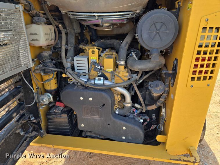 image for item ET5031 2022 Caterpillar 289D3 tracked skid steer loader