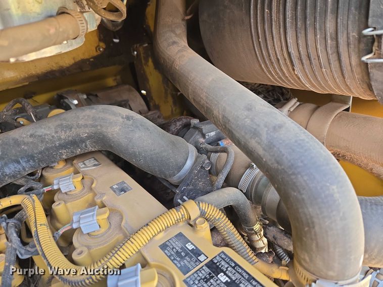 image for item ET5031 2022 Caterpillar 289D3 tracked skid steer loader