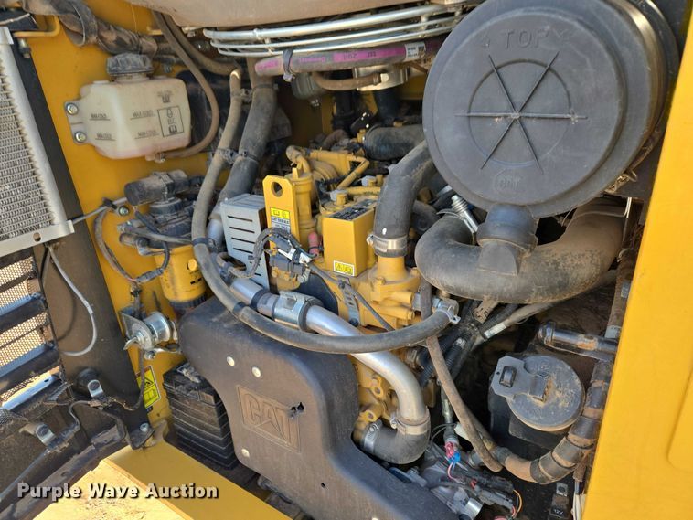 image for item ET5031 2022 Caterpillar 289D3 tracked skid steer loader