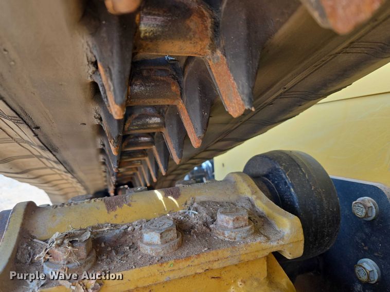 image for item ET5031 2022 Caterpillar 289D3 tracked skid steer loader