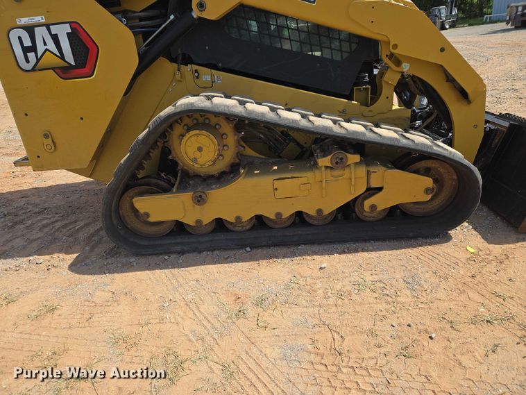 image for item ET5031 2022 Caterpillar 289D3 tracked skid steer loader
