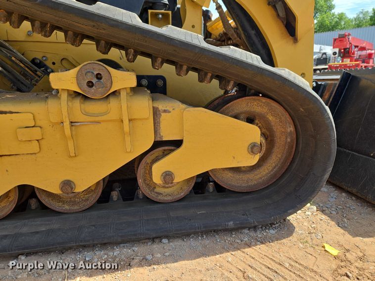 image for item ET5031 2022 Caterpillar 289D3 tracked skid steer loader
