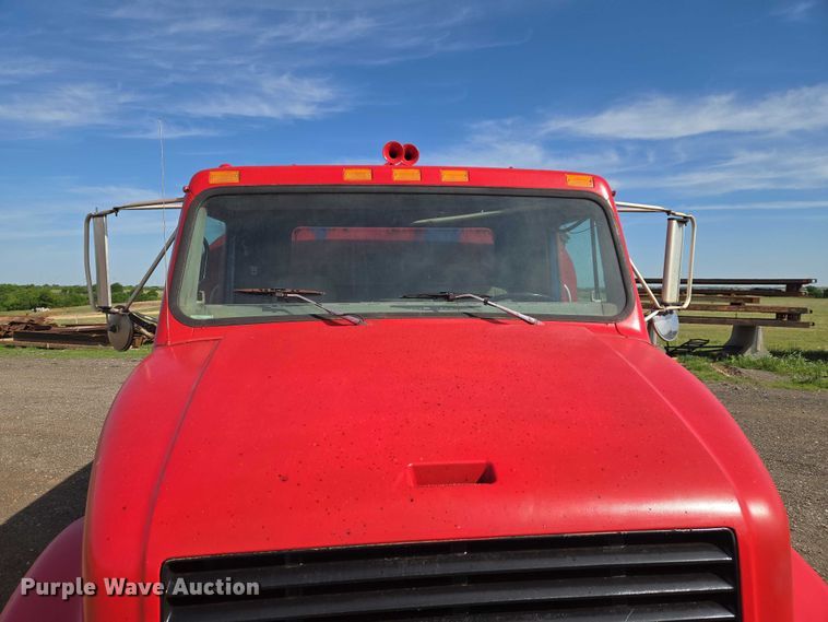 image for item ET5068 1997 International 8100 water truck