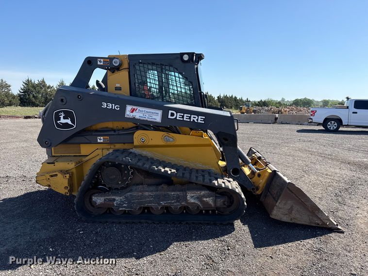 image for item ET6117 2021 John Deere 331G tracked skid steer loader