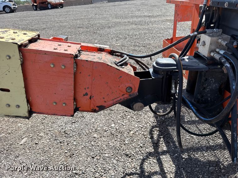 image for item ET6123 2014 JLG 600S boom lift