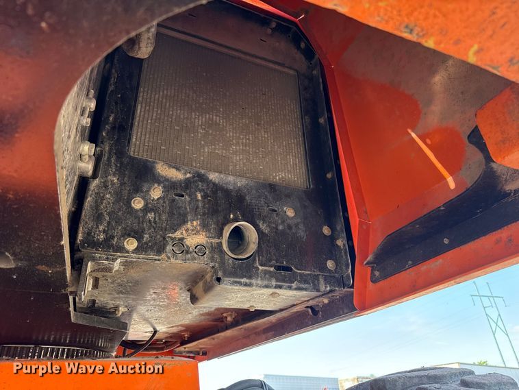 image for item ET6123 2014 JLG 600S boom lift