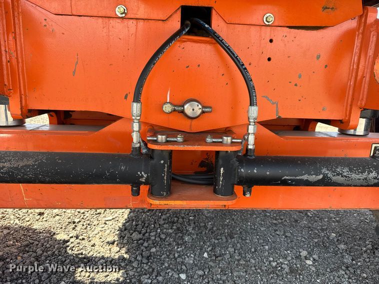 image for item ET6123 2014 JLG 600S boom lift