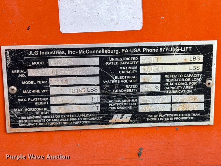 image for item ET6123 2014 JLG 600S boom lift