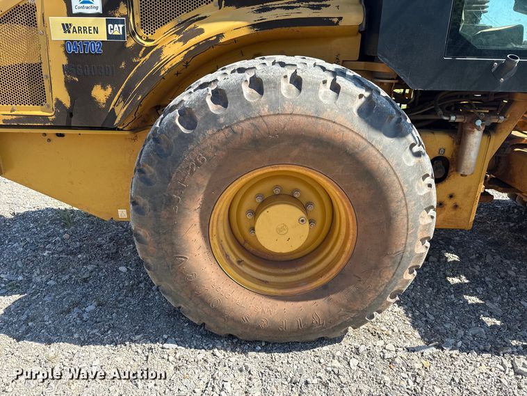 image for item ET6137 2017 Caterpillar CP56B single drum vibratory roller