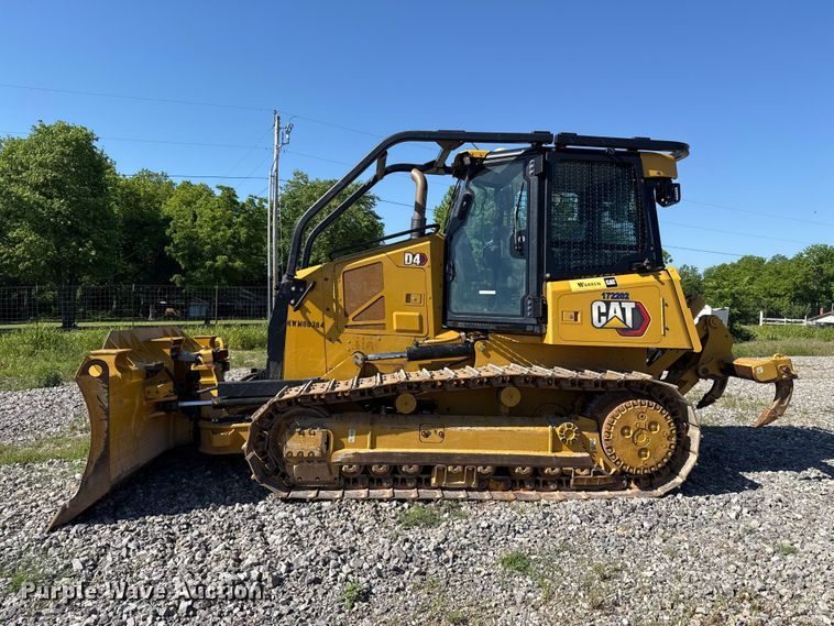 image for item ET6138 2022 Caterpillar D4 dozer