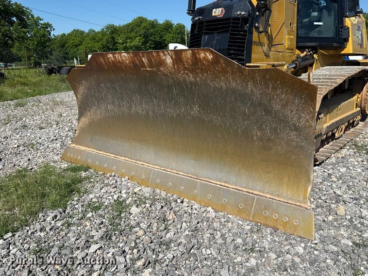 image for item ET6138 2022 Caterpillar D4 dozer