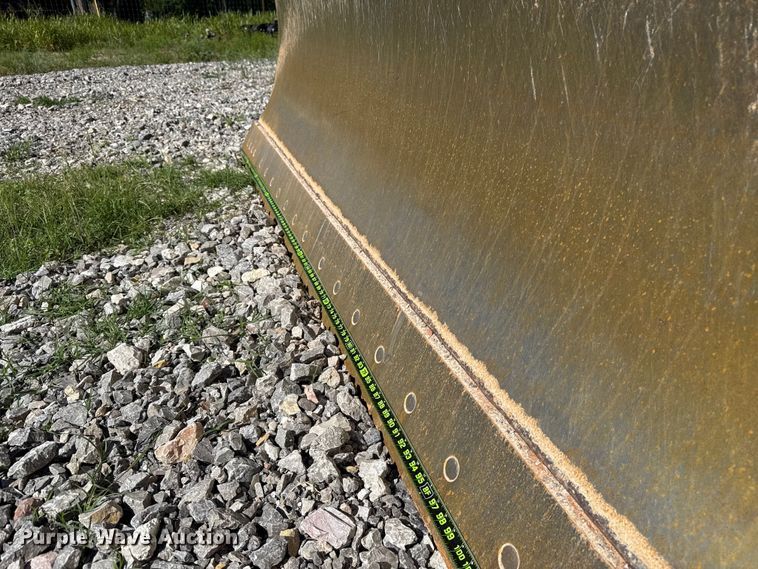 image for item ET6138 2022 Caterpillar D4 dozer