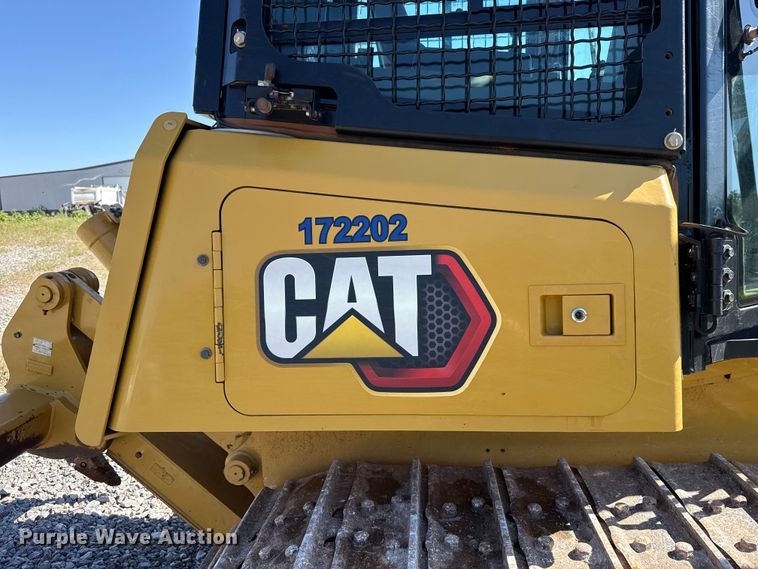 image for item ET6138 2022 Caterpillar D4 dozer