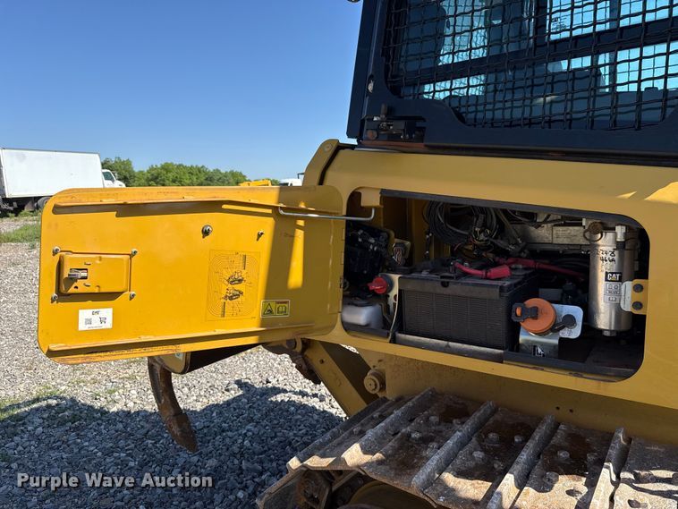 image for item ET6138 2022 Caterpillar D4 dozer