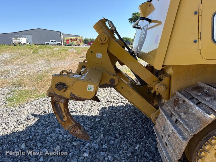 image for item ET6138 2022 Caterpillar D4 dozer