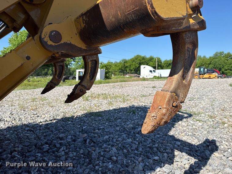 image for item ET6138 2022 Caterpillar D4 dozer